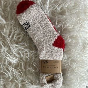 NEW 3 pk of women’s soft fuzzy Christmas socks